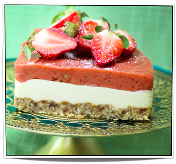 Raw Vegan Strawberry Cheesecake